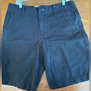 Old Navy Men's Black Shorts 33s classic length, 100 cotton. Heavy weight cotton.